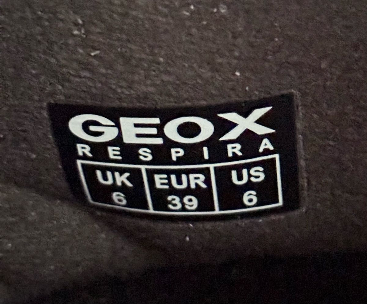 Geox Schuhe für Jungen: Geox Winterstiefel Boots Gr. 39 Stiefel – Gebraucht aus Winterthur von NatMet11 5