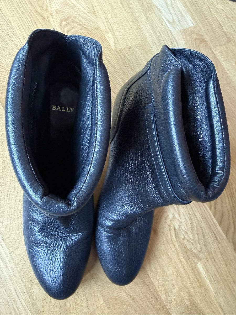 Bally Chaussures femmes: Bally Stiefel – D'occasion à Basel par pet_y7pt 6
