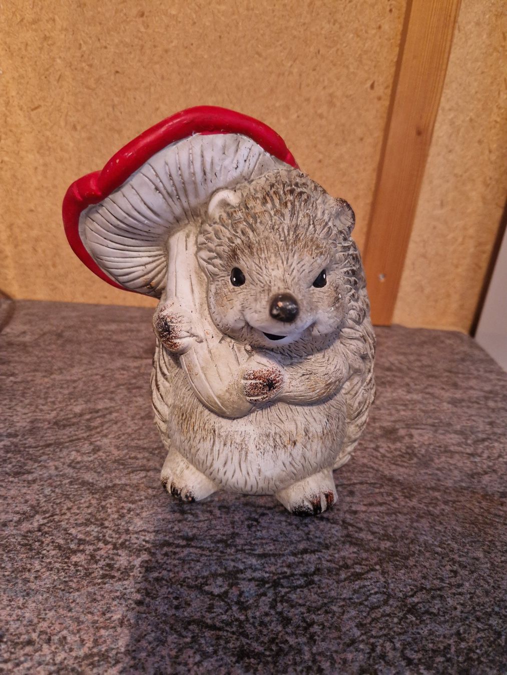 Figuren: Keramik Igel mit Pilz – Gebraucht aus Niederbipp von Trude04