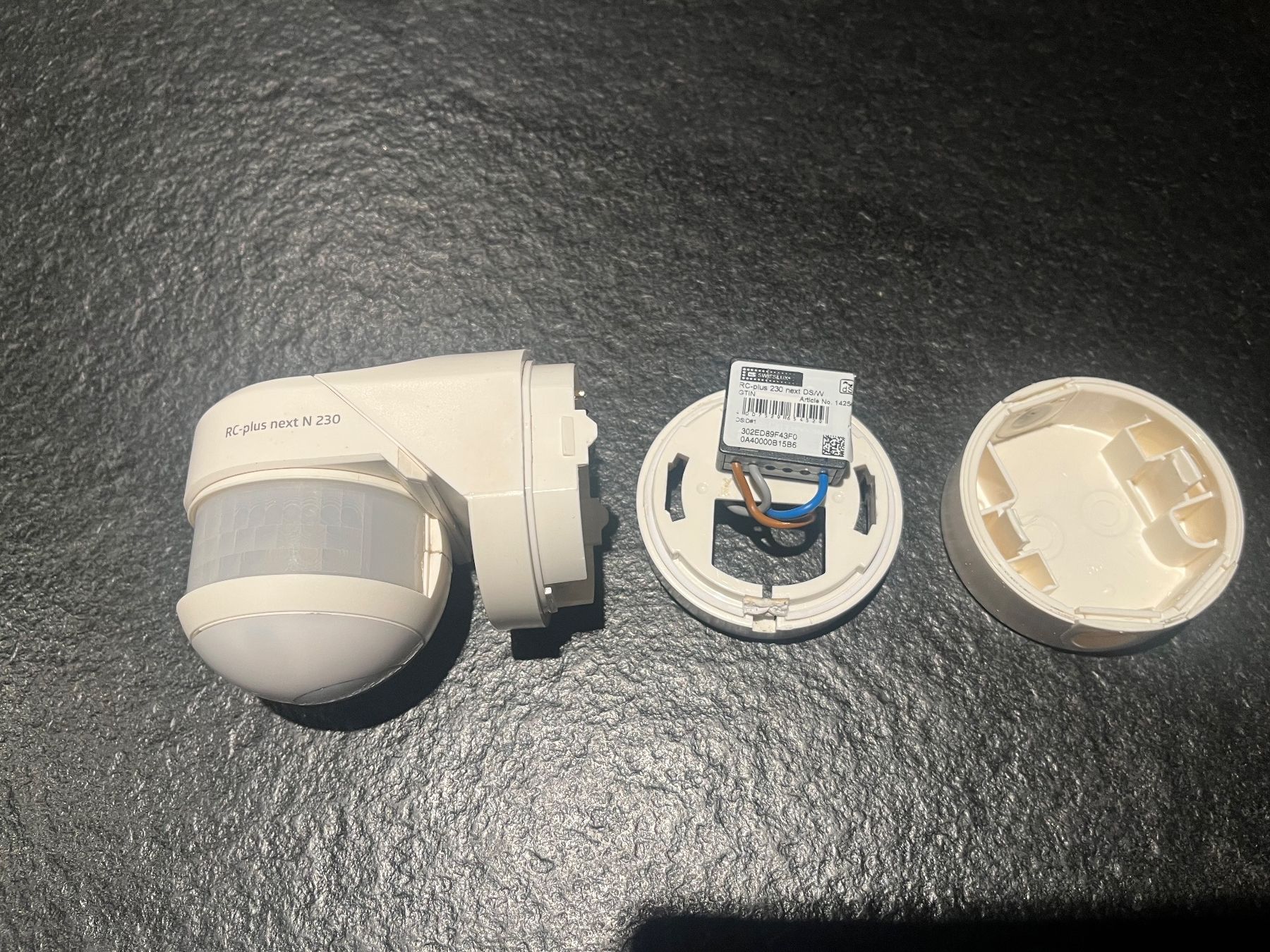 Elektronikbauteile: digitalSTROM Bewegungsmelder RC-plus 230 – Gebraucht aus Trimmis von Dinner1