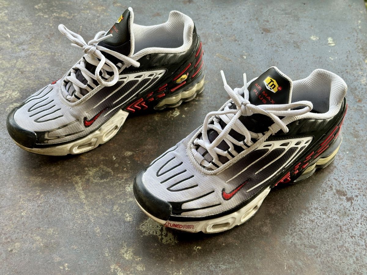 Nike Herrenschuhe: Sneaker Nike Air Max Plus Tn – Gebraucht aus Zürich von 4meret 1