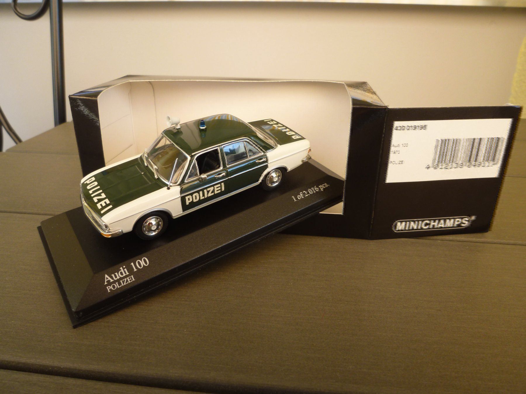 Audi Modellini d'auto: Audi 100 "Polizei" (1970) – Nuovo e nell'imballaggio originale da Flawil venduto da Imperiosud