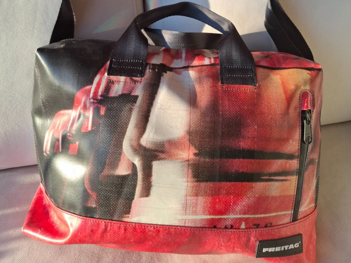 Freitag Sacs: FREITAG Laptop-Tasche / rot-schwarz – Neuf (Voir description) à Winterthur par lena____r