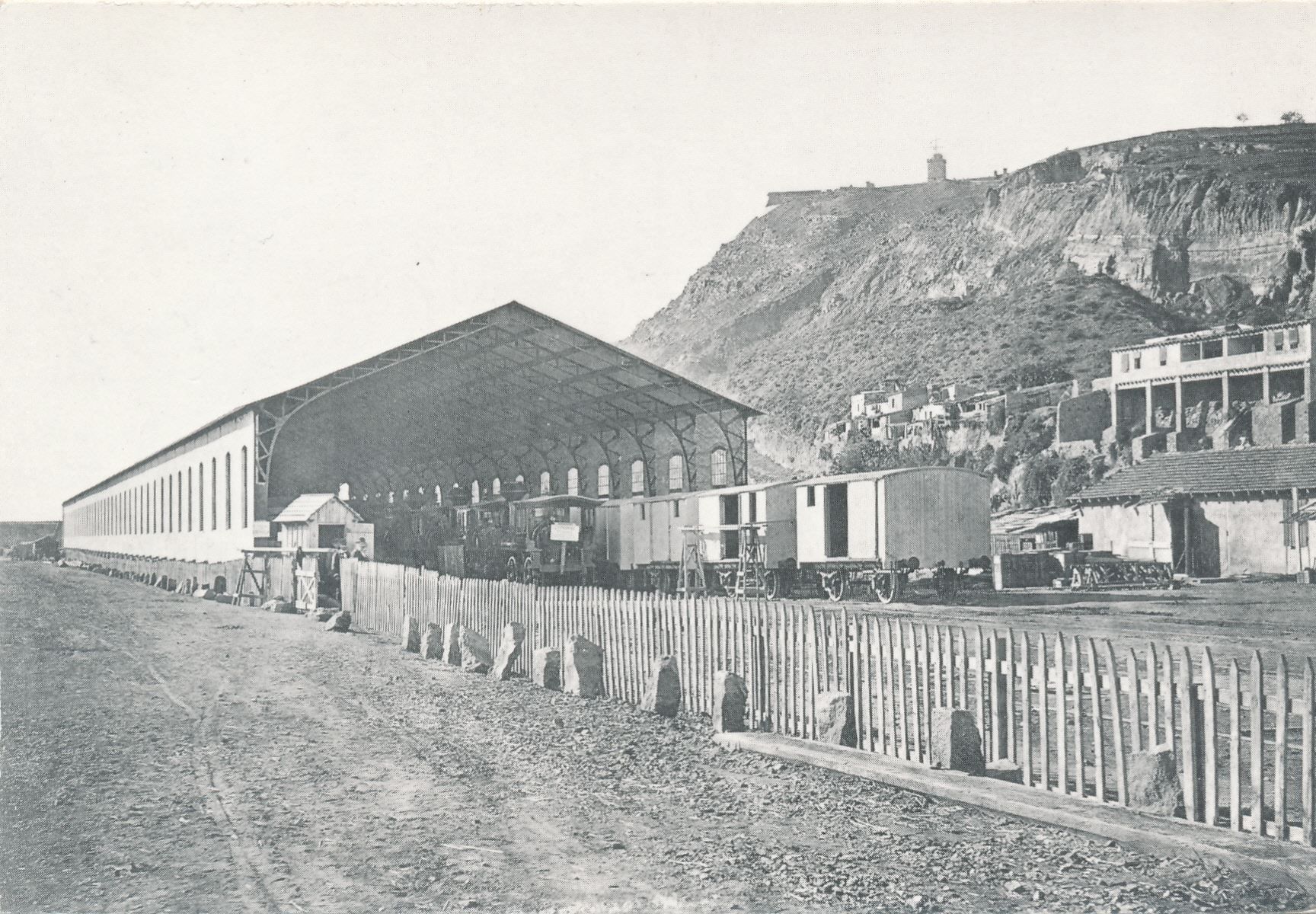 Cartoline postali: ESPAGNE - 100 ans de l'arrivée du train à VILANOVA - 1981 – Nuovo (secondo la descrizione) da St-Léonard venduto da thipif