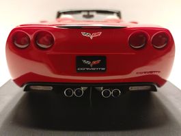 Chevrolet Corvette C6 von AUTOart in 1:18