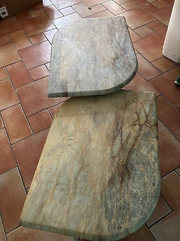 Tische: Tavolini di marmo maremmano – Gebraucht aus Sala Capriasca von bon_w5tw 1