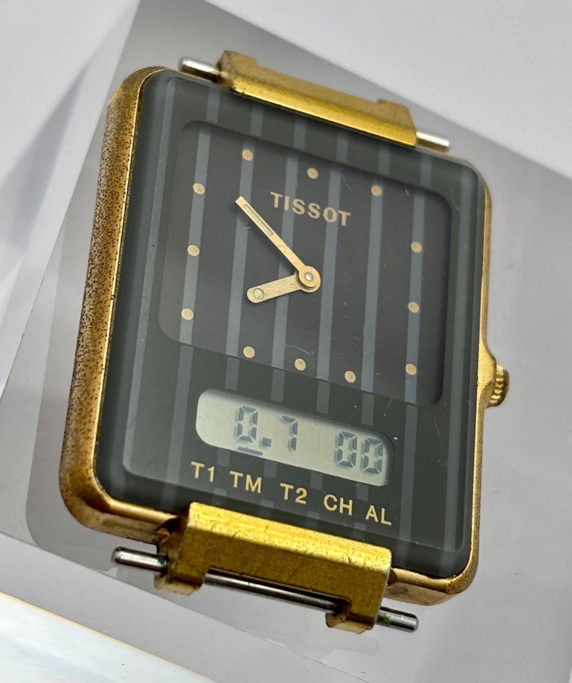 Tissot Orologi: TISSOT  MODELL: TWOTIMER – Usato da Rorschach venduto da ZeitWerk.10