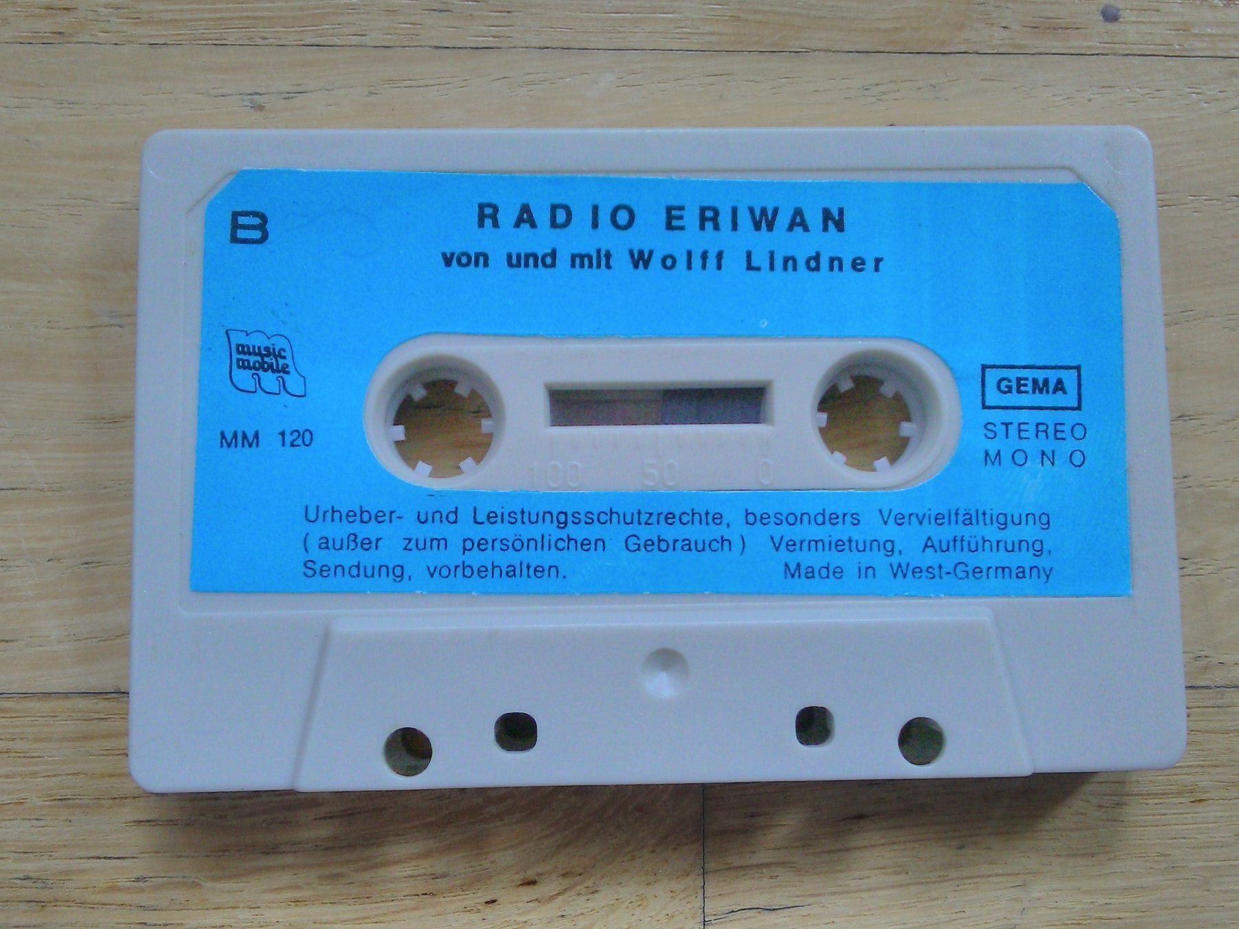 Kompaktkassetten: Rádio Eriwan (Satire) – Gebraucht aus St.Galllen von elkaphone 3