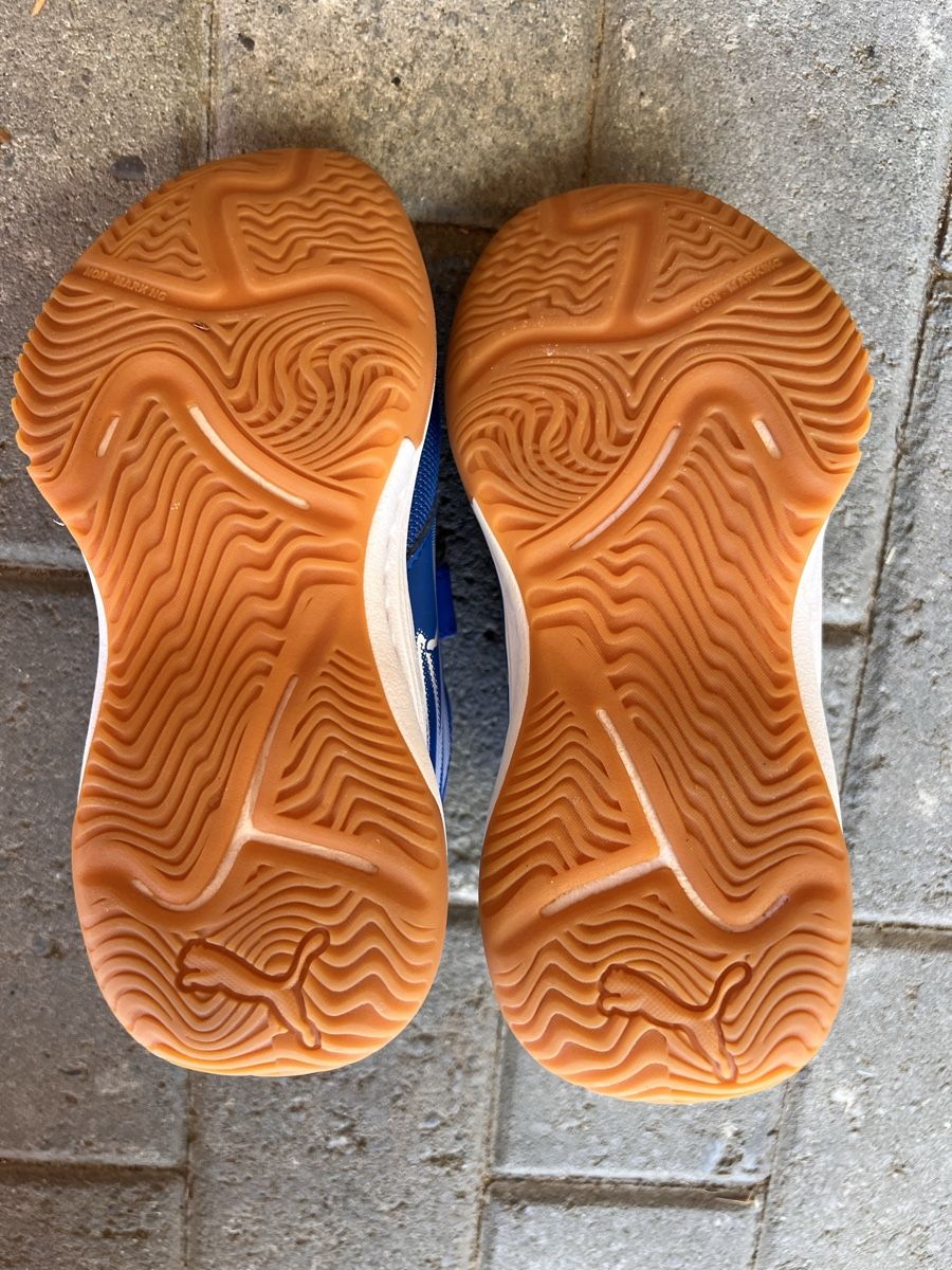 Puma Scarpe da uomo: Chaussures indoor PUMA – Nuovo (secondo la descrizione) da Alterswil FR venduto da PfeffiHansen 2