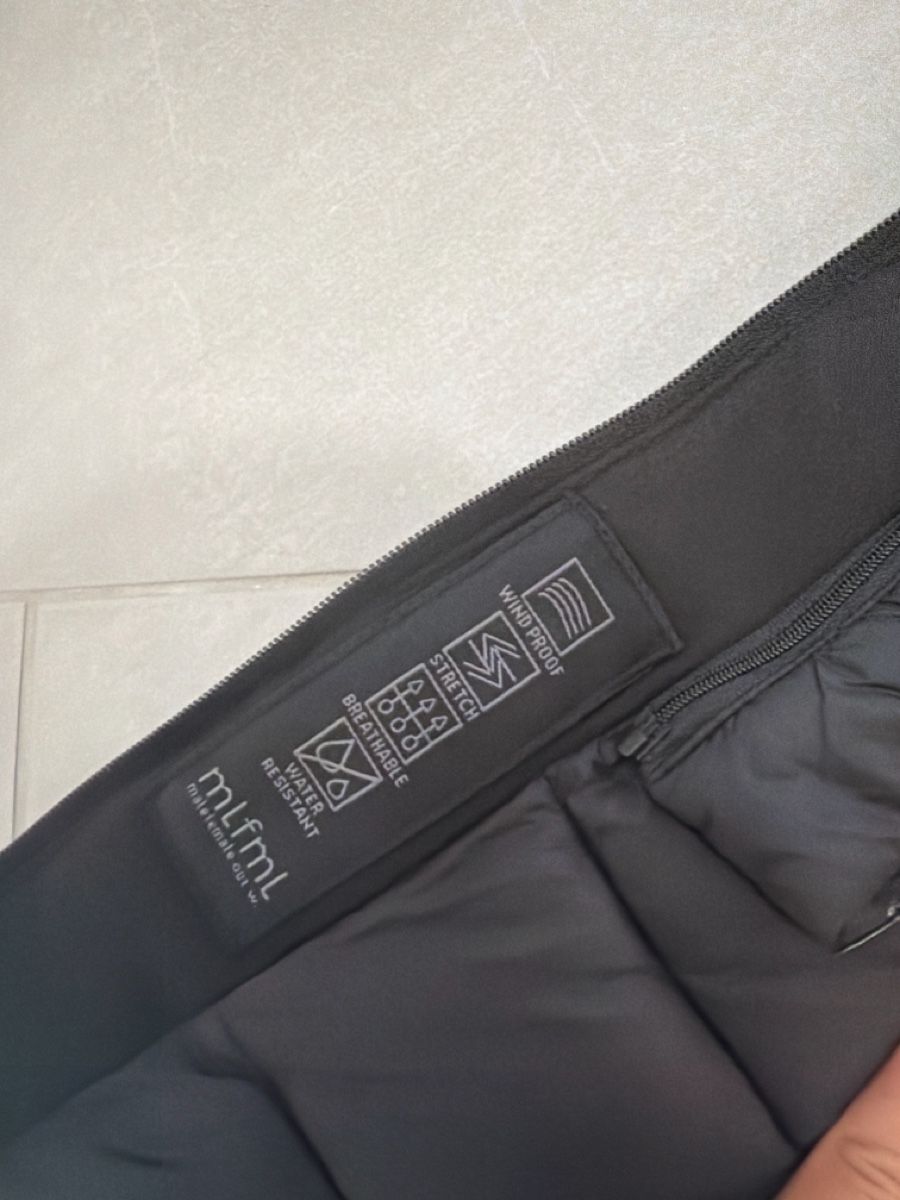 Giacche: Giacca nera MLFML con cappuccio e pelliccia taglia M – Usato da Ibach venduto da MR_store 2