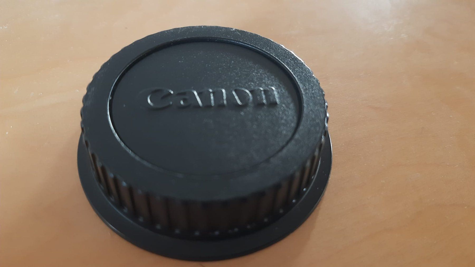 Canon Obiettivi: Objektivdeckel für EF CANON OBJEKTIVE – Usato da Zürich venduto da balin777