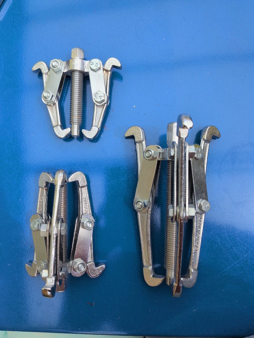 Tutti gli attrezzi: Abzieher set, 3 Stück, neu – Nuovo (secondo la descrizione) da Pratteln venduto da pivo.var