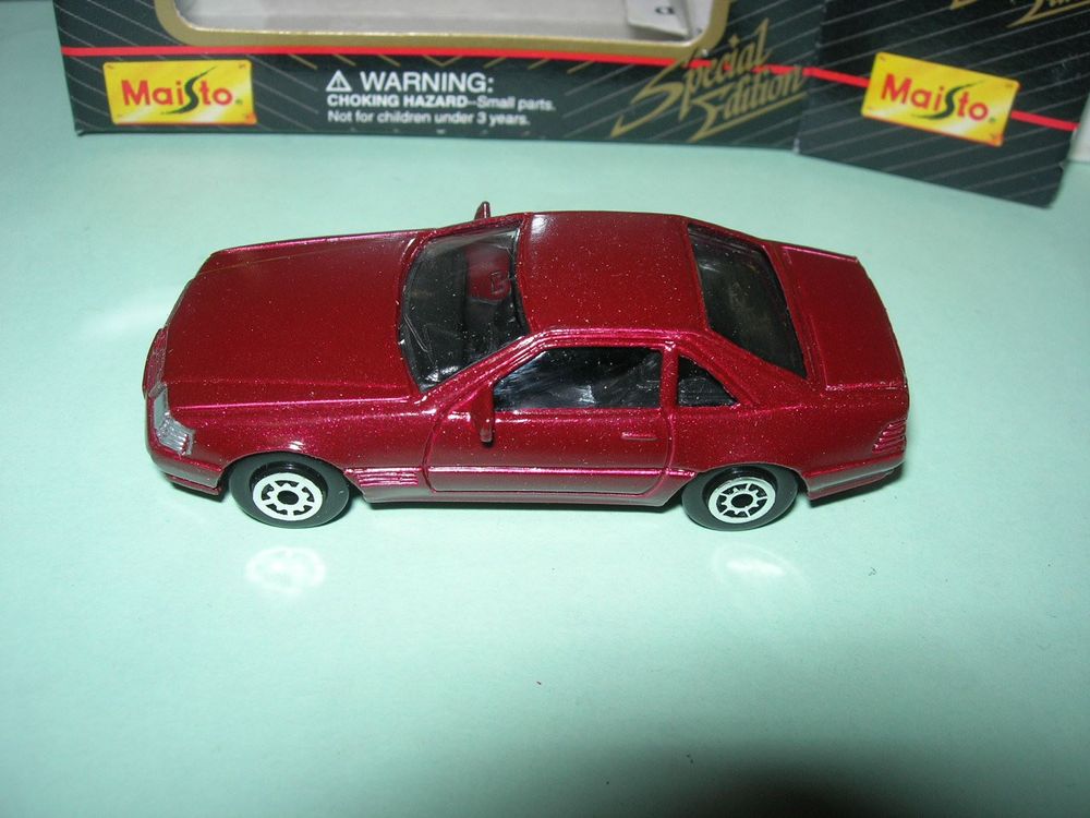 Maquette Voiture 1/18 Mercedes 500 SL - Ligne D'échappement Maisto - Modèle Réduit Collection