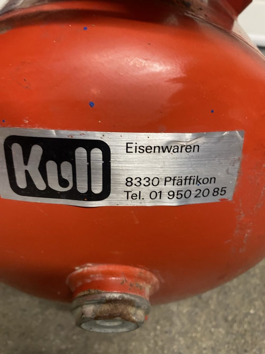 Compresseurs: Kompressor 8 bar – D'occasion à Wiesendangen par argon03 1