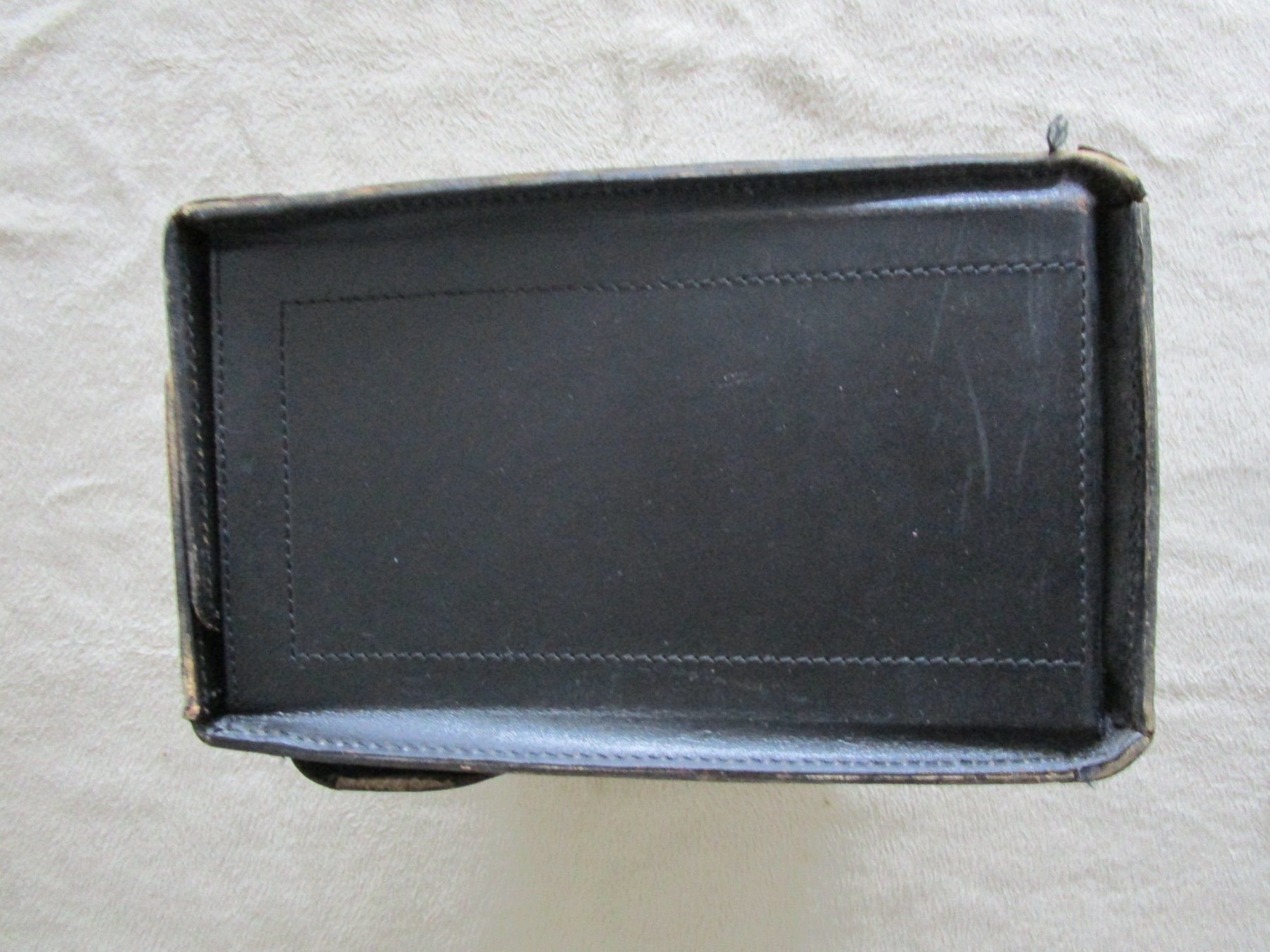 Valigie & Borse: LEDERTASCHE/ Pilotenkoffer – Usato da Rubigen venduto da Menthe 2