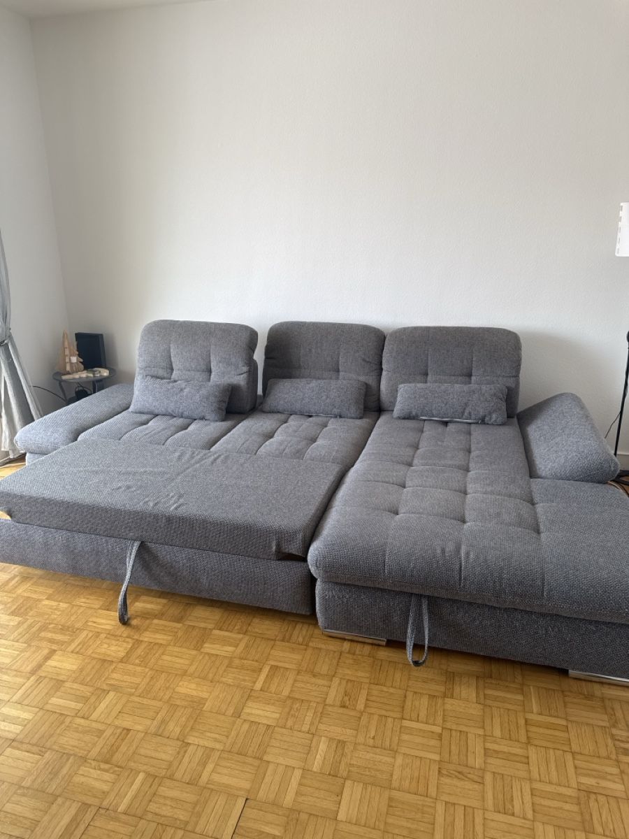 Divani: Canapé d'angle gris extensible, avec coffre de rangement et – Usato da Neuchâtel venduto da ami_fl7g 3