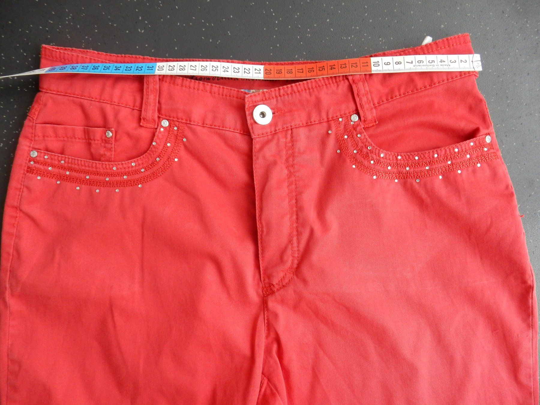 Pantaloni: Hose Caprihose Sommerhose 40 rot mit Glitzer – Difettoso da Jona venduto da simongarden 3