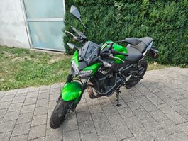 Kawasaki Z 650, Grün Metallic