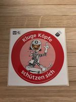 Abziehbild „Kluge köpfe schützen sich“