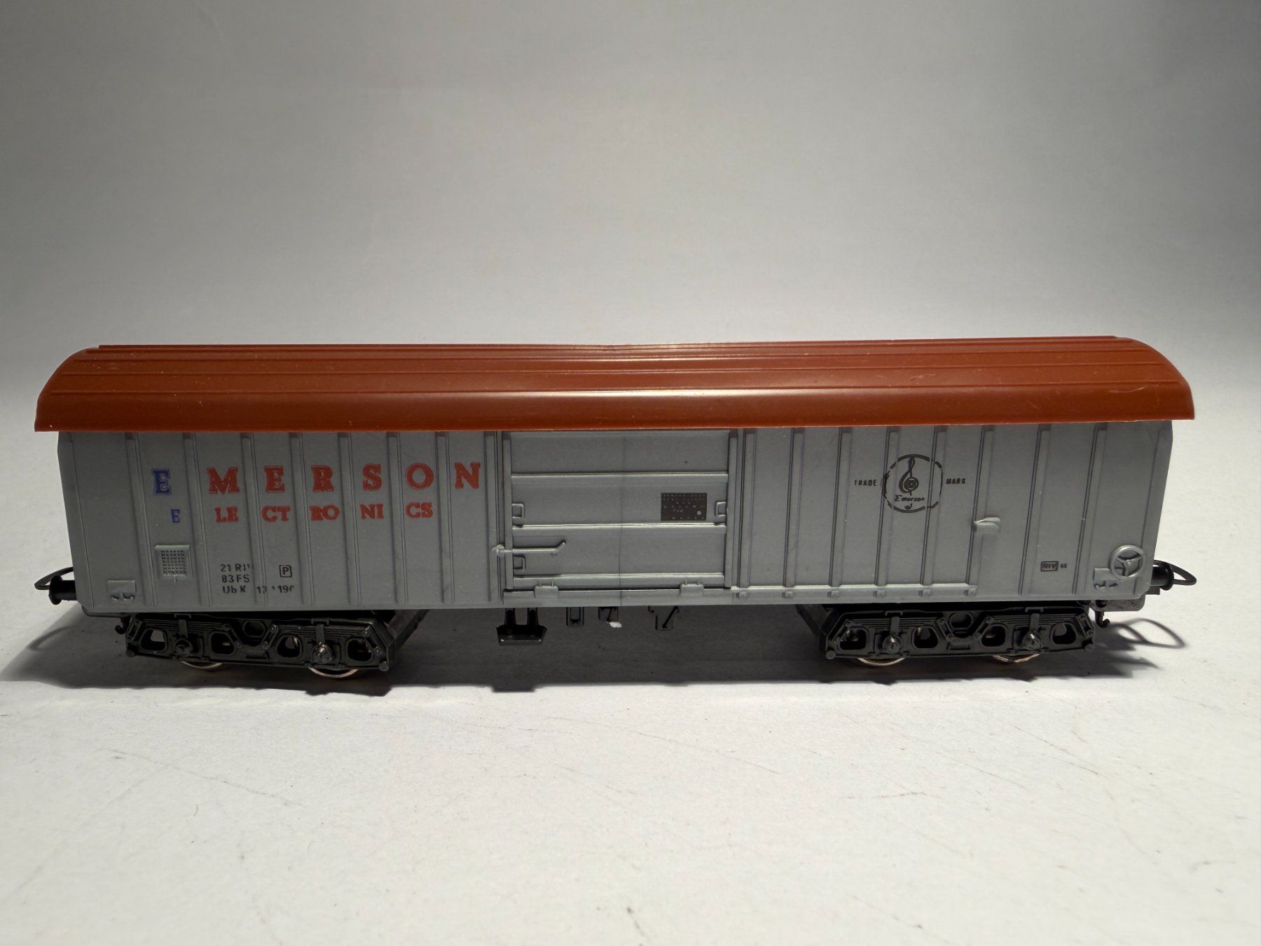 Lima Modellini di ferrovie: LIMA Doppelachiger Güterwagen E-MERSON, DC Achsen – Usato da Buchrain venduto da Modellbahn11 2