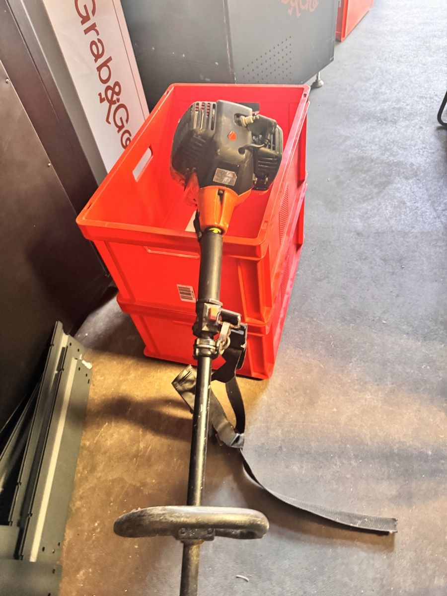 Tutte le macchine: Tanaka TBC-220 Motorsense  – Difettoso da Luzern venduto da sinni 3