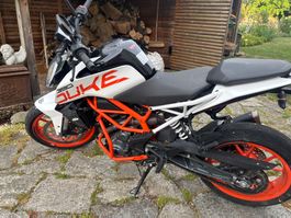 KTM Duke 390 mit 4'600 km jg 2018
