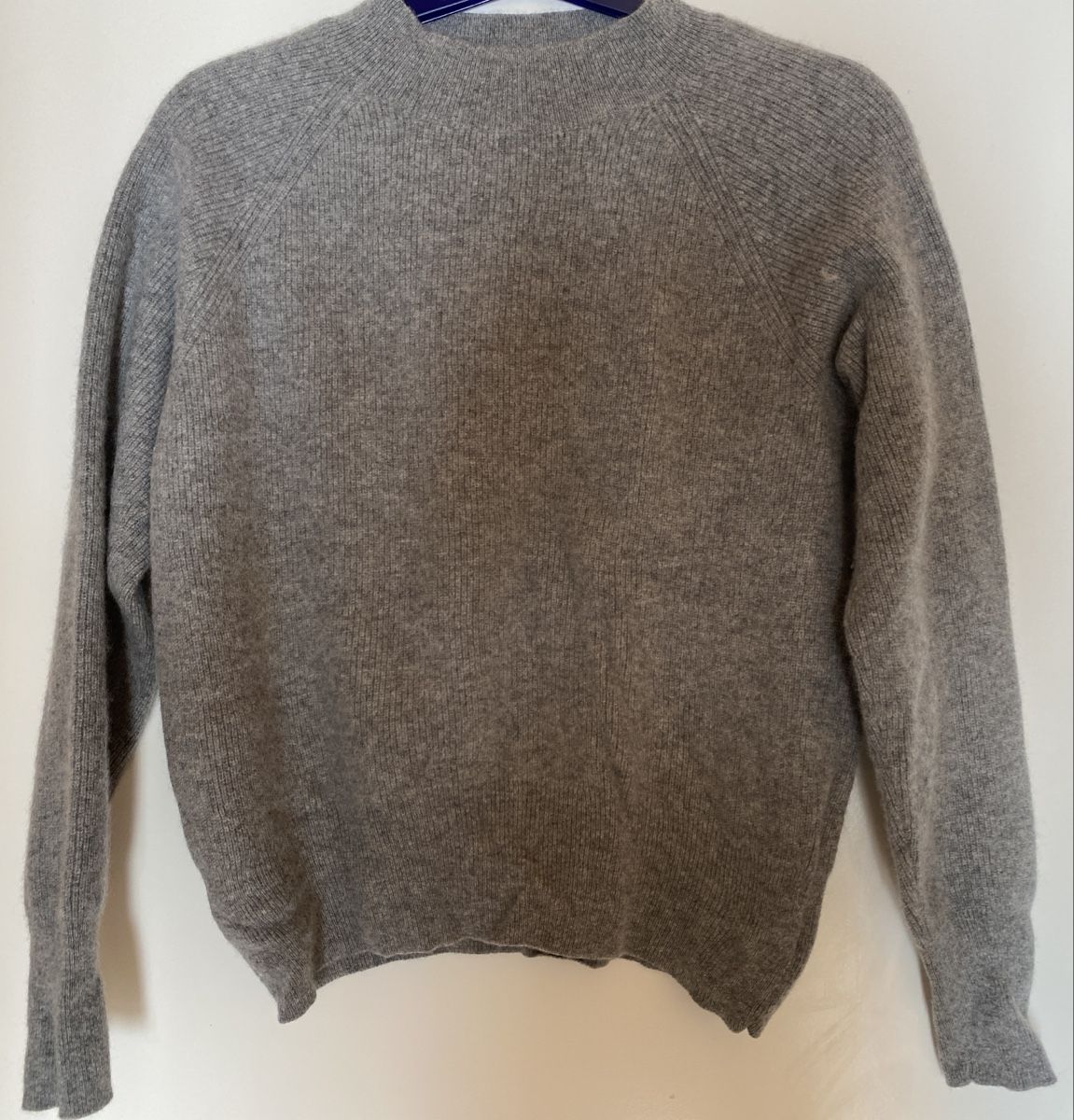 H&M Maglioni & Felpe: Hellgrauer Kaschmir - Pullover H&M, Gr. M – Usato da Sarnen venduto da Paris99