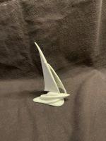 Herend Hungary Segelboot 6871 – weisse Porzellanfigur