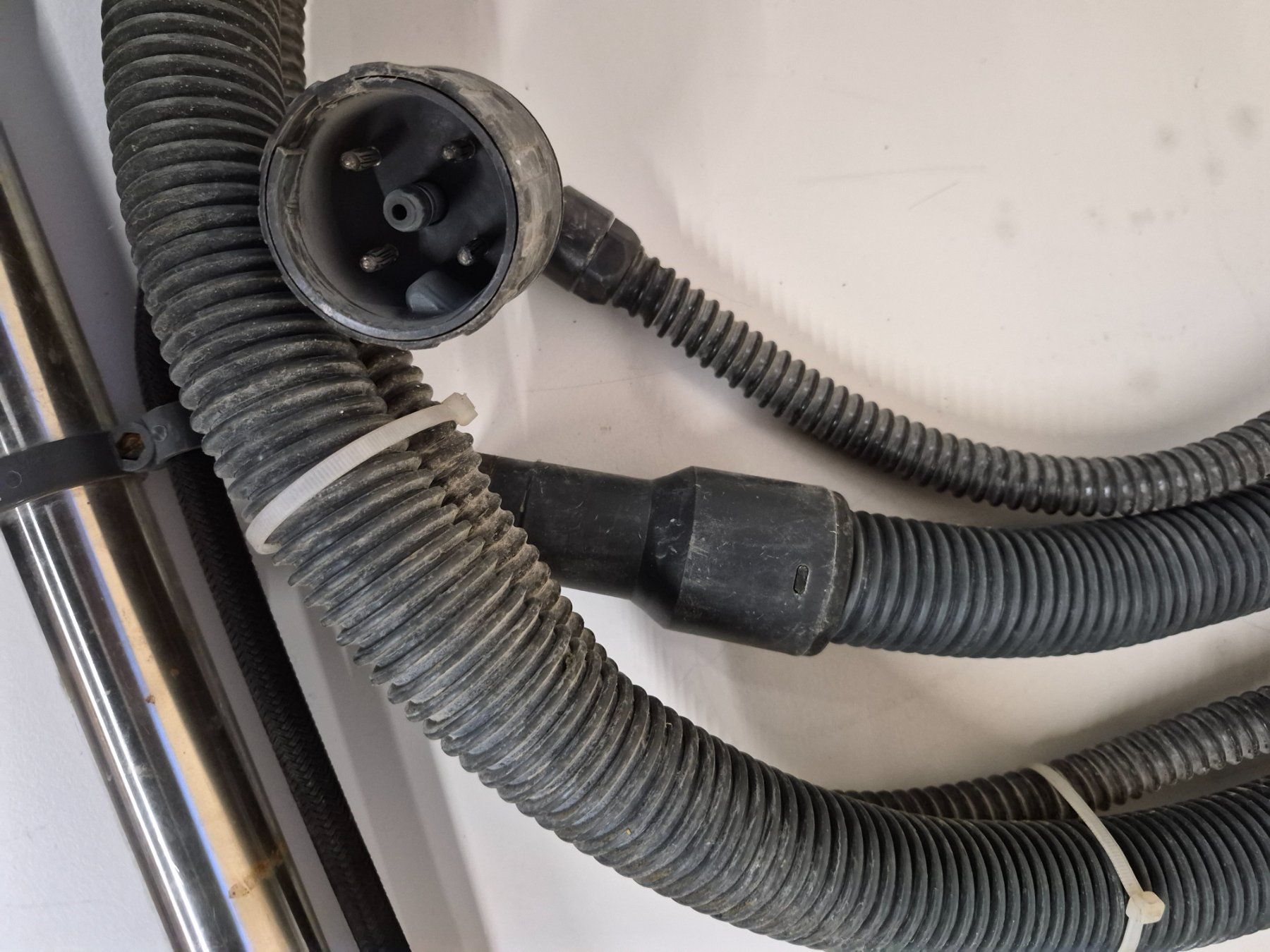 Cleanfix Dampfreiniger: 057 Cleanfix DS 7‑1 Dampfsauger – Gebraucht aus Derendingen von Meisterstuecke 9
