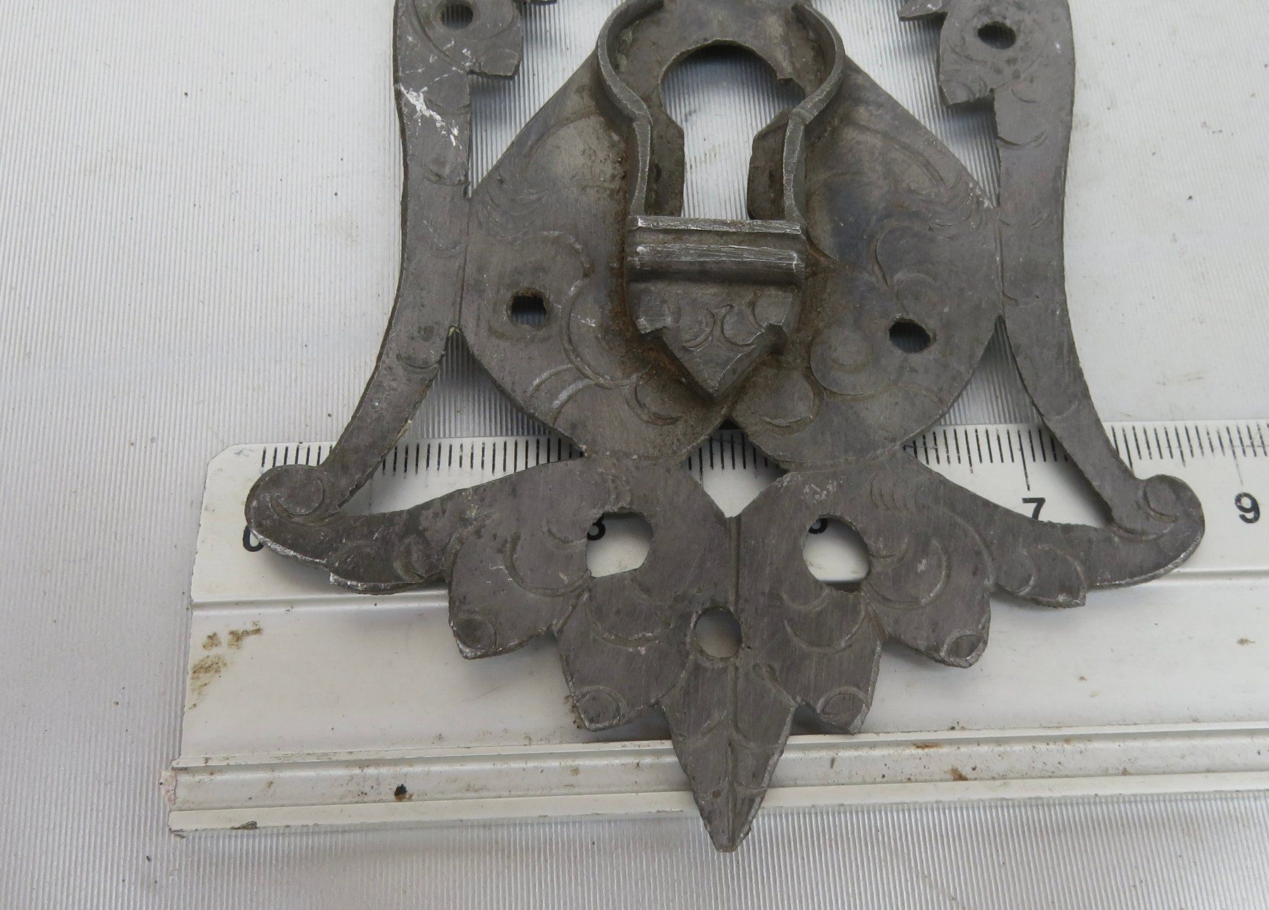 Lucchetti: ANTIKES SCHLÜSSELSCHILD – Usato da BERN venduto da erassmusvonrotterdam 4