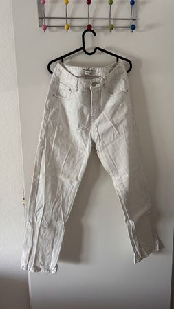 Light Beige Denim Jeans - Size L - Perfect for Spring/Summer