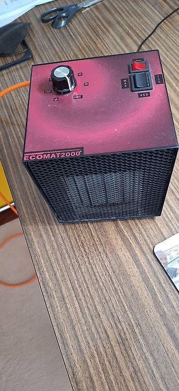 Radiatori: Mini-Heizlüfter Ecomat 2000 – Usato da Effretikon venduto da Baumpe01 2