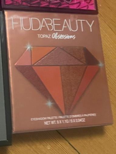 Huda Beauty Make-up: Huda Beauty Eyeshadow Set of 2 – Usato da Aarau venduto da kailing12 2
