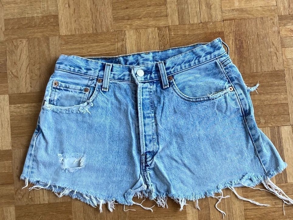 Levi's Gonne: Jeans Minirock used Look Levis – Usato da Uster venduto da Kalici1 1