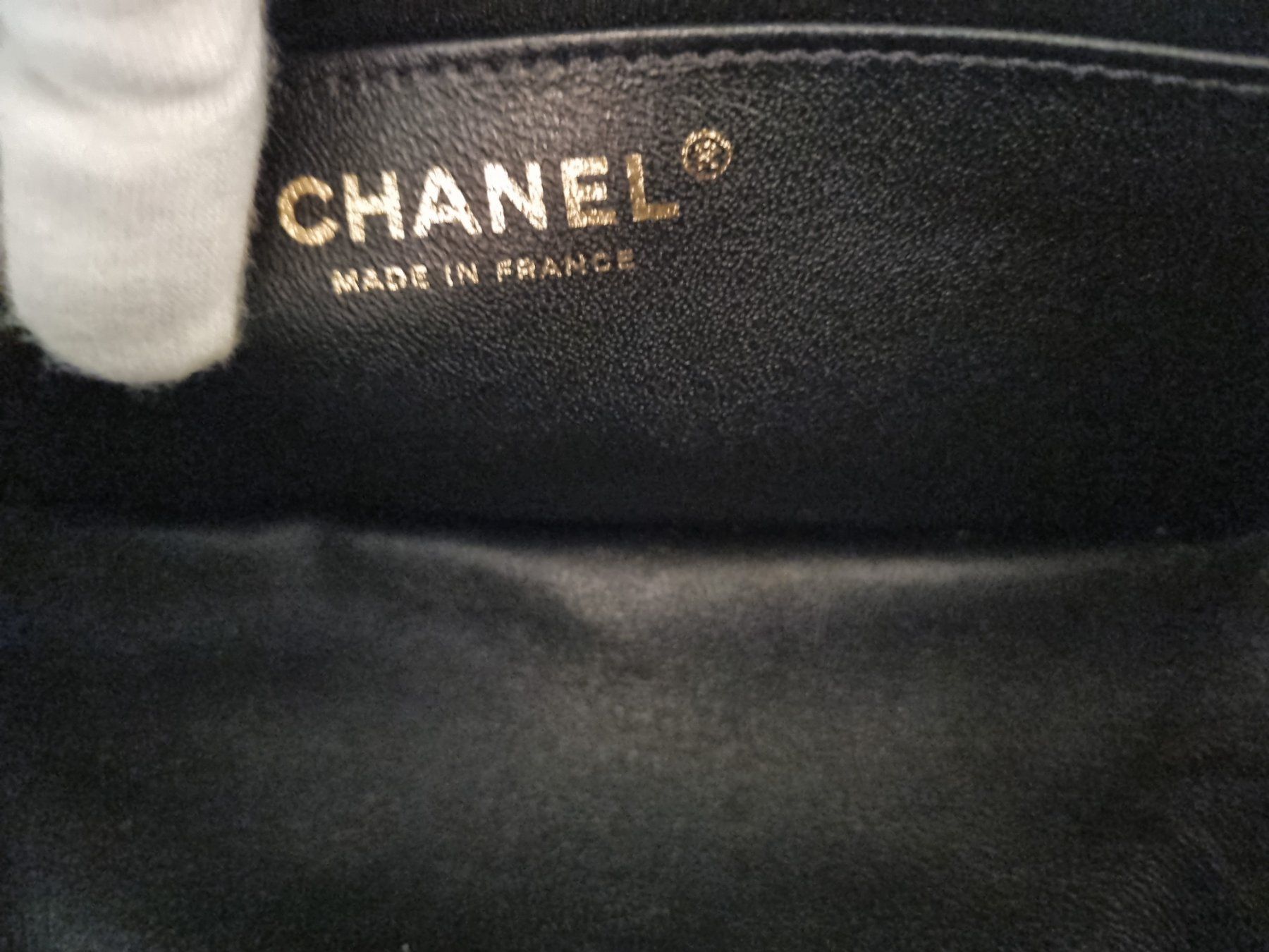 Chanel Sacs femmes: Chanel Reissue Black Quilted with Goldhardware💫small – Neuf (Voir description) à Zürich par Stila17 5