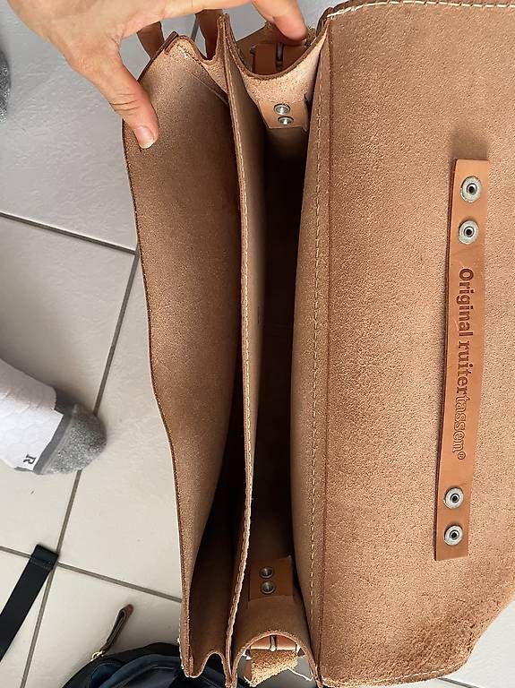 Borse: Wundeschöne Echtleder Tasche – Usato da Uster venduto da avl_p867 1