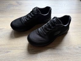 Neuwertige Skecher Sneaker schwarz Grösse 40