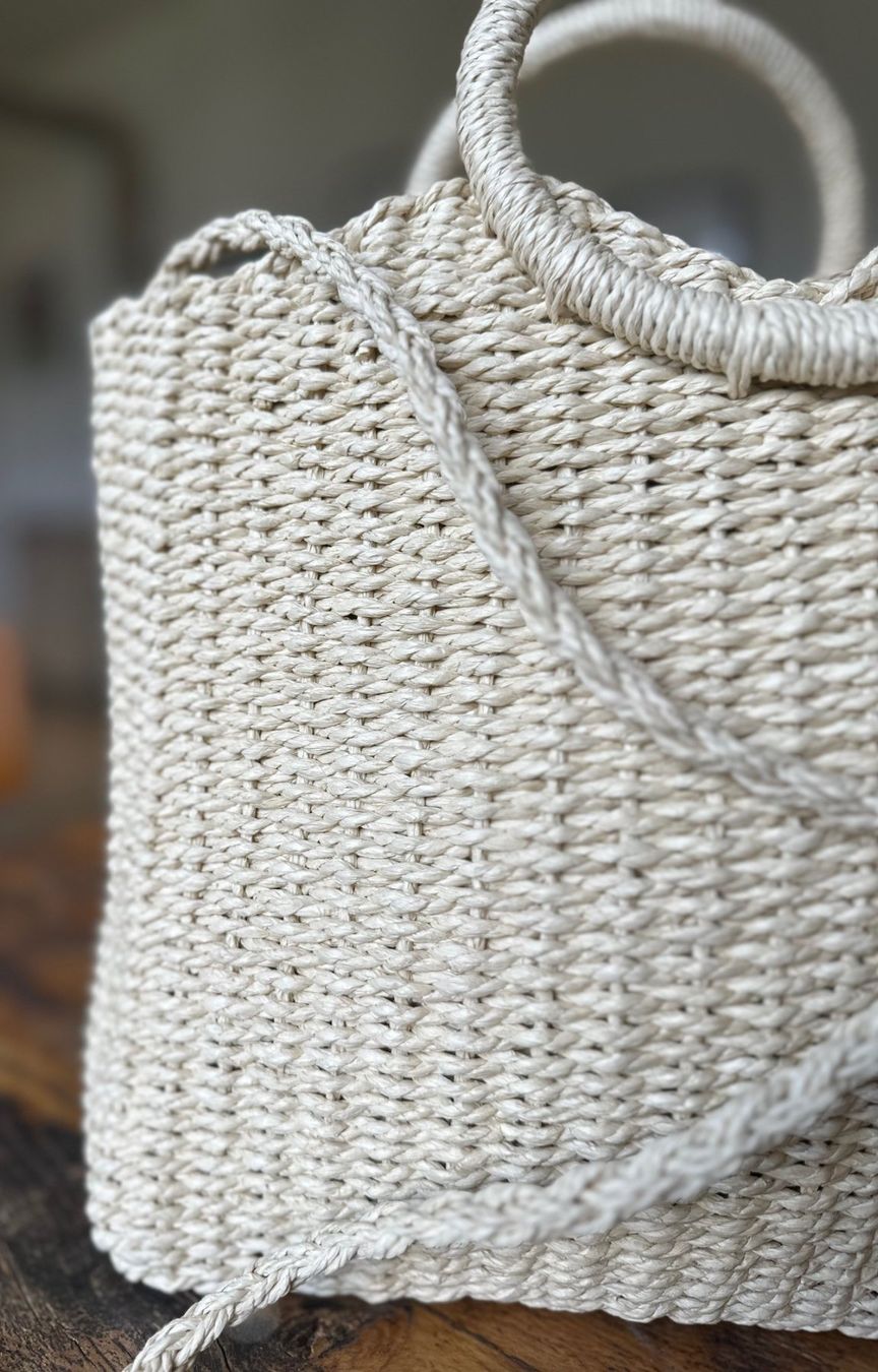 Sacs femmes: Borsa in rafia – Neuf avec emballage d'origine à Locarno par DBSiesta 1