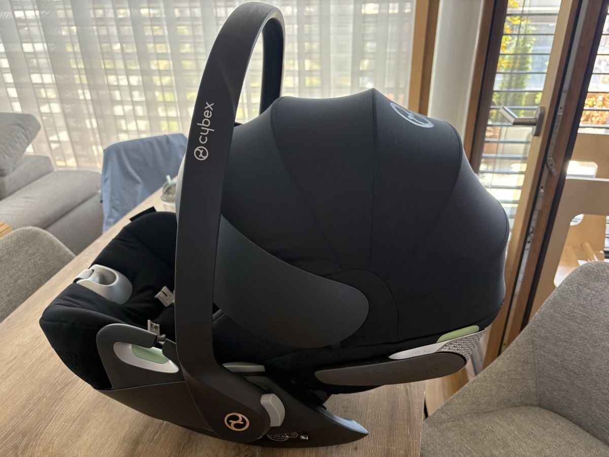 Cybex Sièges auto: Siege auto - Cybex Cloud T i-size – Neuf (Voir description) à Plan-les-Ouates par AndrewGusev