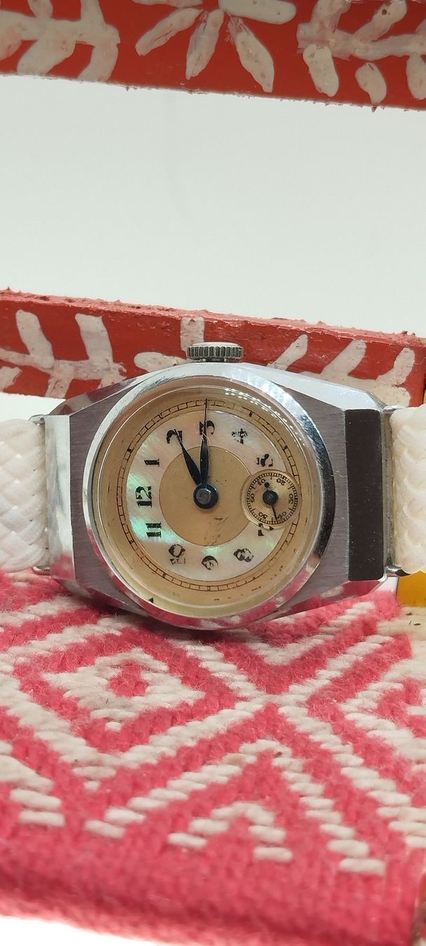 Uhren: montre années 30's nacré – Gebraucht aus La Chaux-de-Fonds von jac_9llg 2