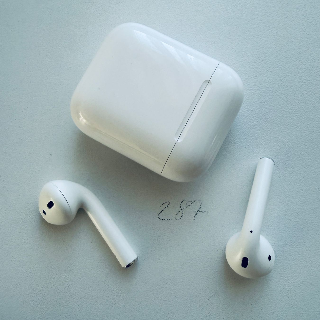 Apple Cuffie: Original Apple AirPods 2 Gen. Wireless Kopfhörer & Case – Usato da Basel venduto da MY.AIRPODS.SHOP 8