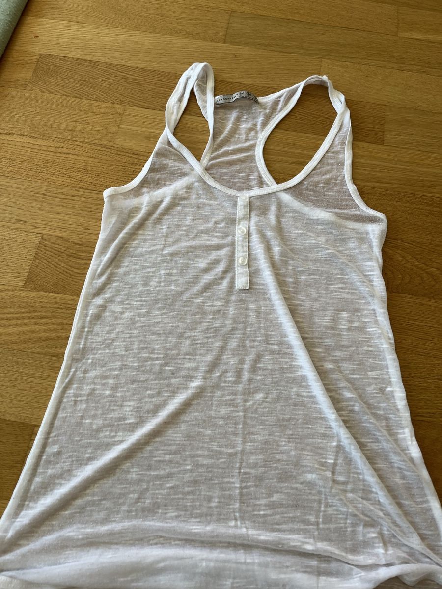 Tops: Weisses Top Knopfleiste  – D'occasion à Oberengstringen par hel_2zjz