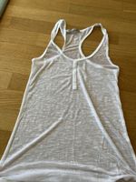 Weisses Top Knopfleiste 
