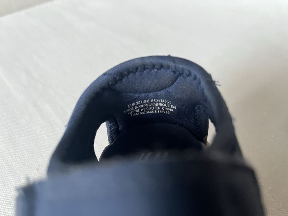 Scarpe per ragazzi: Kinder Sandalen Gr. 23 H&M Dunkelblau – Usato da Zürich venduto da p.kanne 5