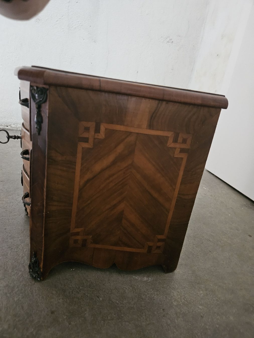 Cassettiere: Mobiletto modello Louis XV – Usato da Pura venduto da and_8dzs 3