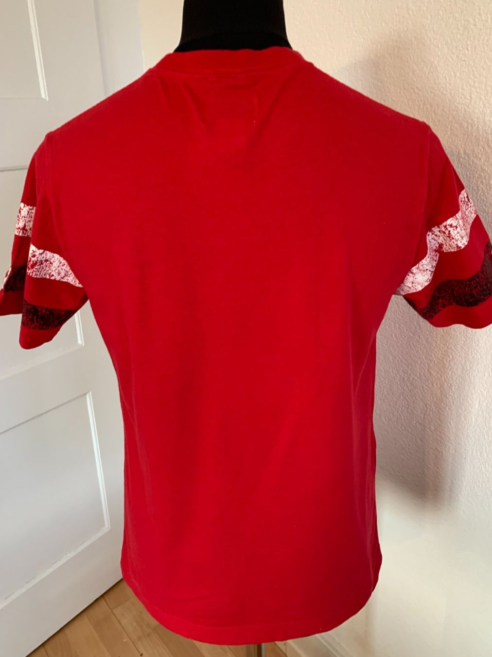 T-Shirts: Olympic T'Shirt Kanada, Gr. S, Rot – Gebraucht aus Worb von farben20zauber 2