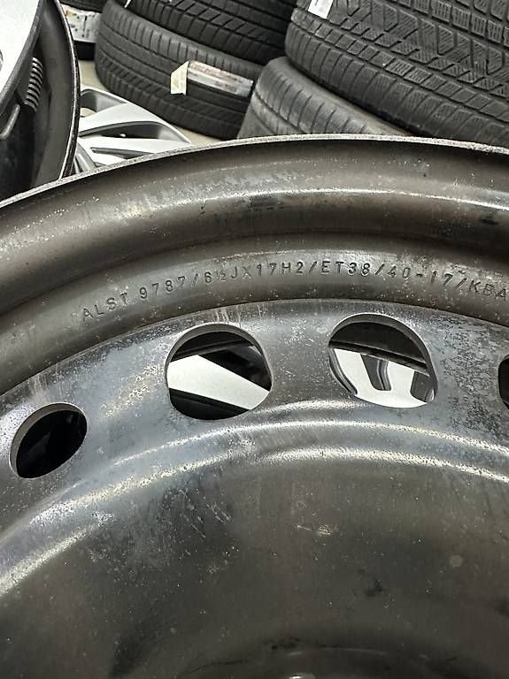 Cerchioni: Mercedes Gla Stahlfelgen  – Usato da Willisau venduto da JN1984 4
