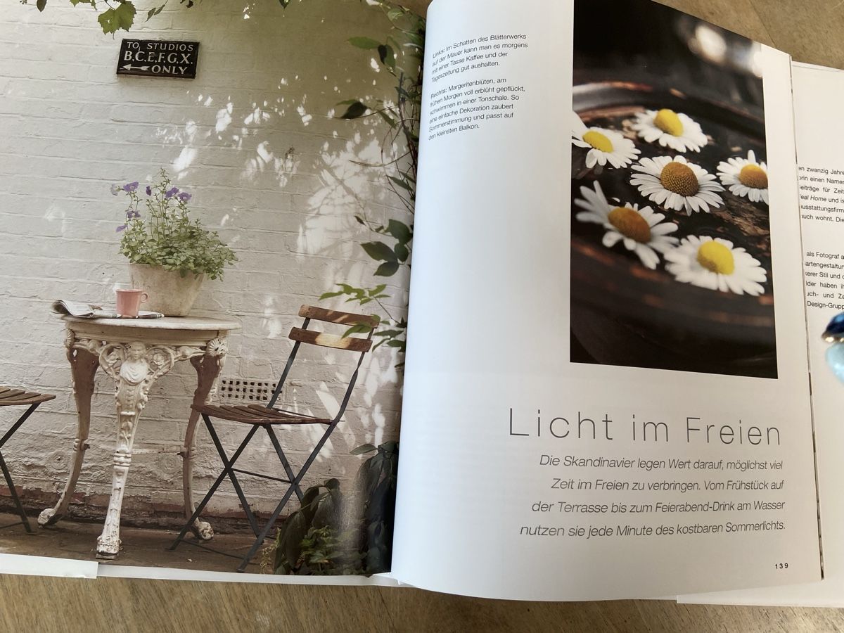 Libri: Buch Lichtdurchflutet Wohnen im Skandinavischen Stil  – Nuovo (secondo la descrizione) da Luzern venduto da waterfront1 6