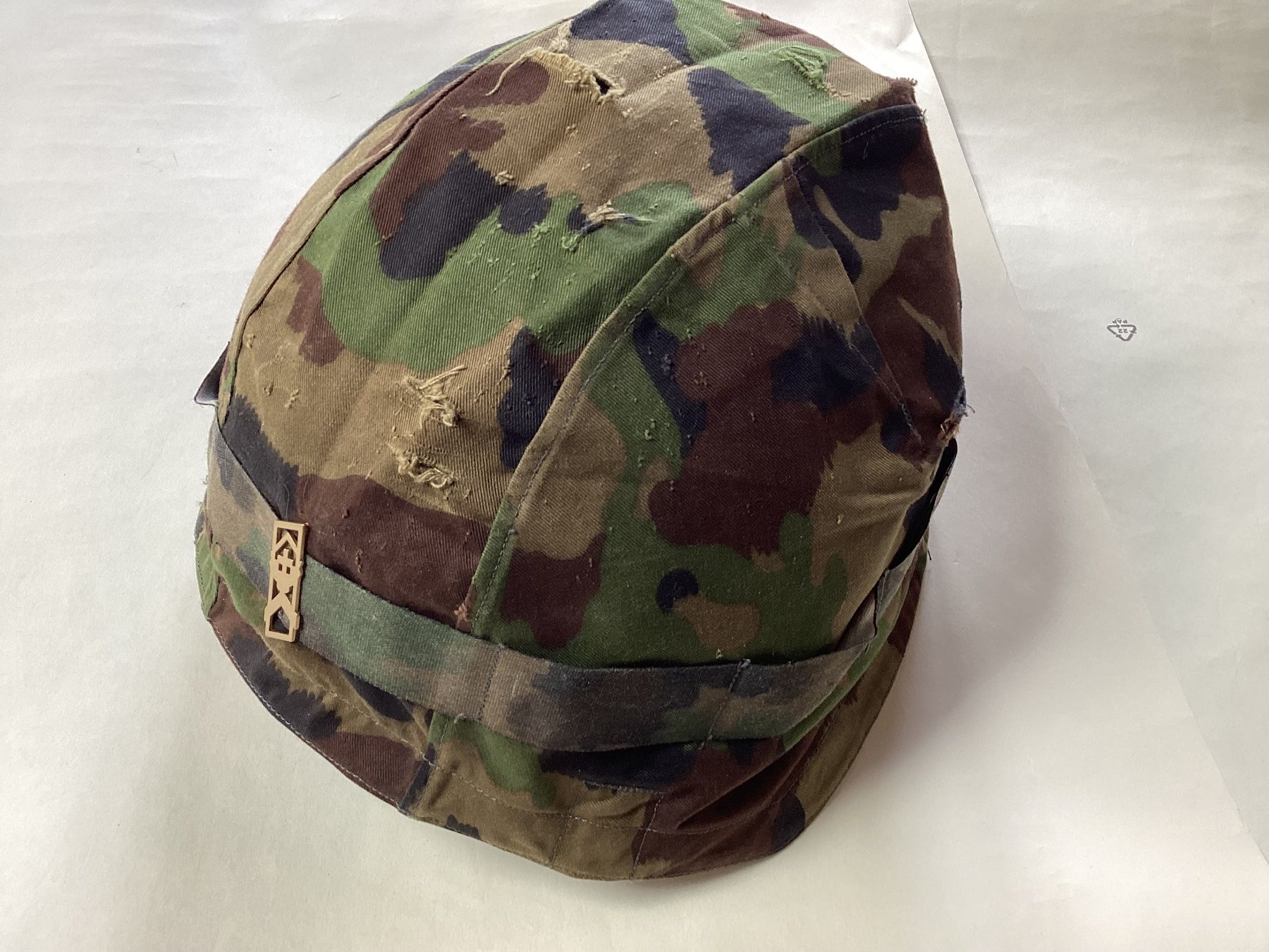 Schweizer Armee Uniformen: Helmbezug 90 – Gebraucht aus niederurnen von Hagugelmann 1
