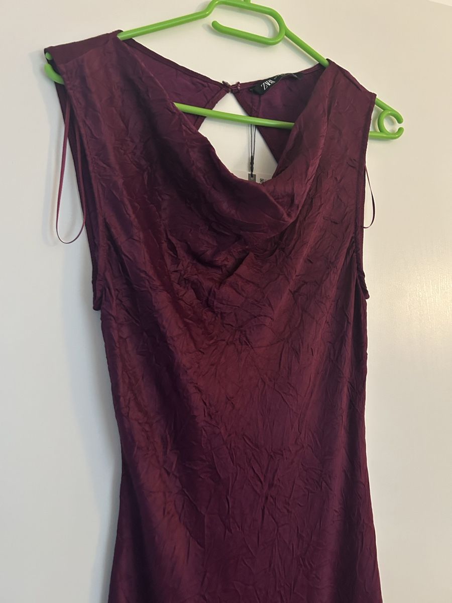 Zara Robes: Robe longue violet  – Neuf avec emballage d'origine à Neuchâtel par EllenB 5